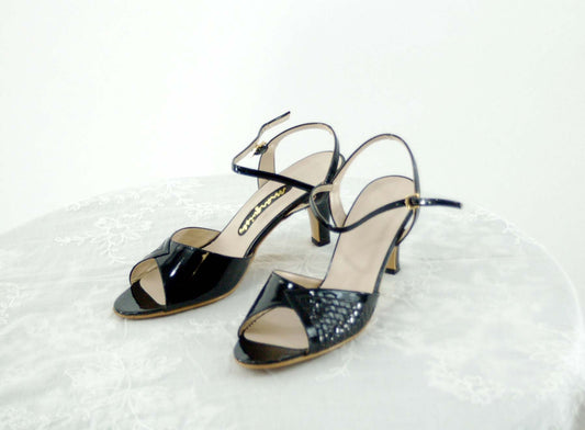 1980s black patent leather woven slingback peep toe sandals by Marguise Size 7M