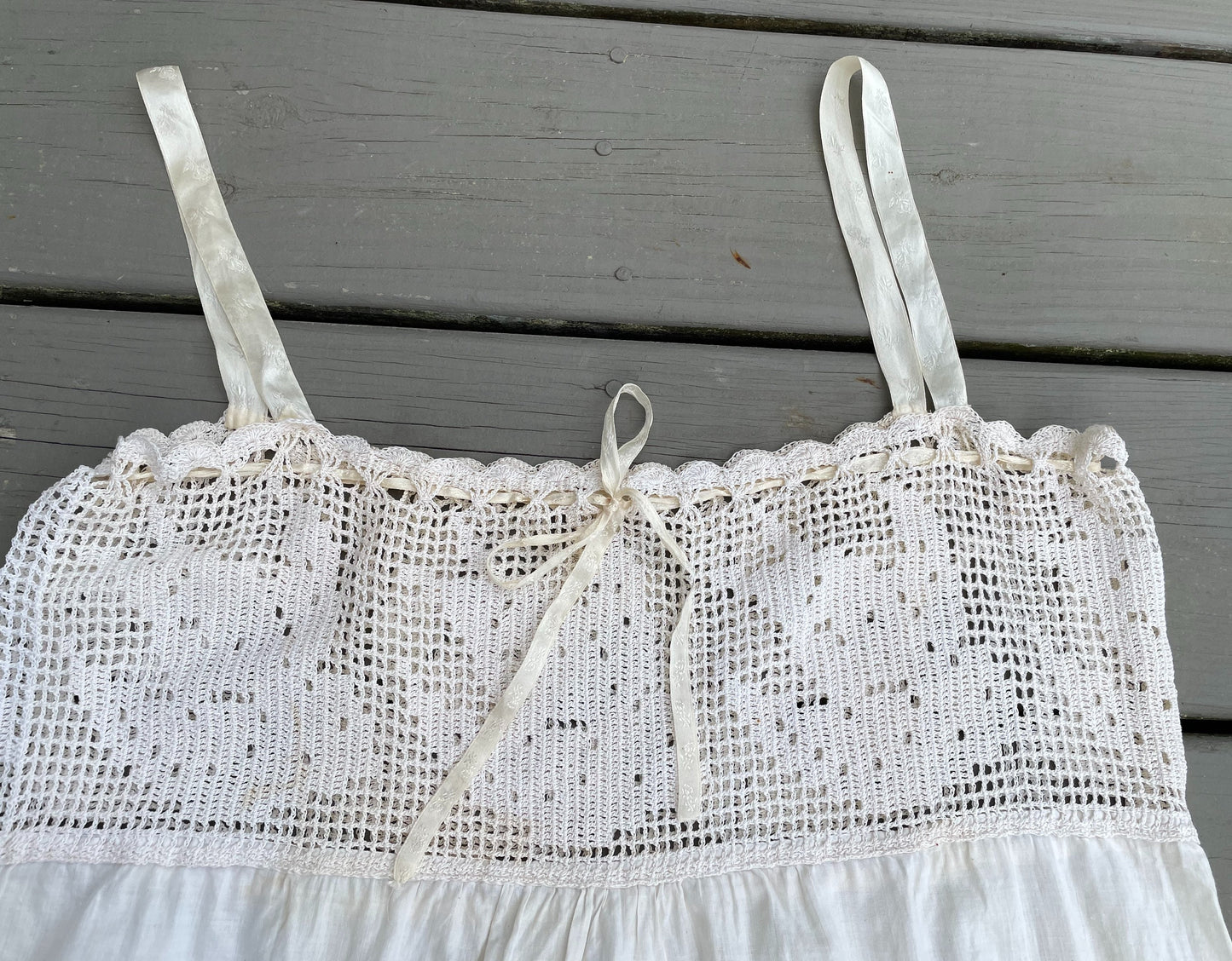 1910s cotton step in teddy with crocheted bodice and satin ribbon drawstring Size M