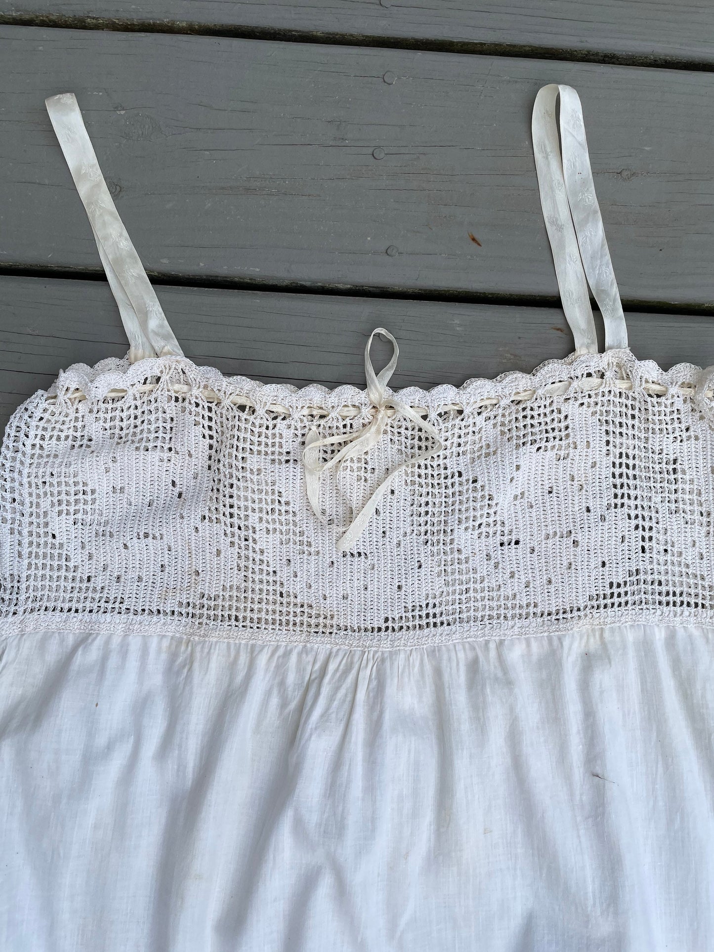1910s cotton step in teddy with crocheted bodice and satin ribbon drawstring Size M