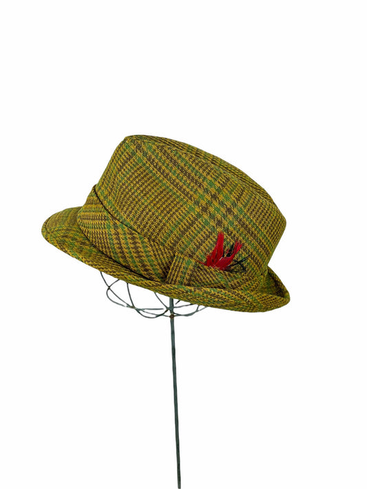 1940s men’s hat gold plaid wool with red feather by Berg size 6 7/8