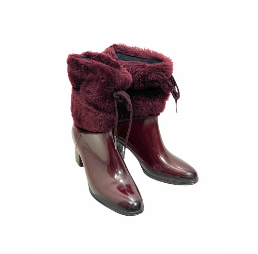 1980s molded rubber boots with faux fur cuff burgundy Size 7