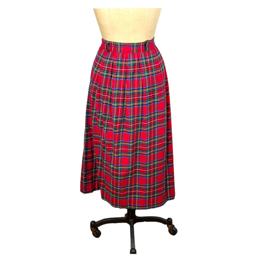 Red plaid flannel pleated skirt be Susan Bristol Size 16