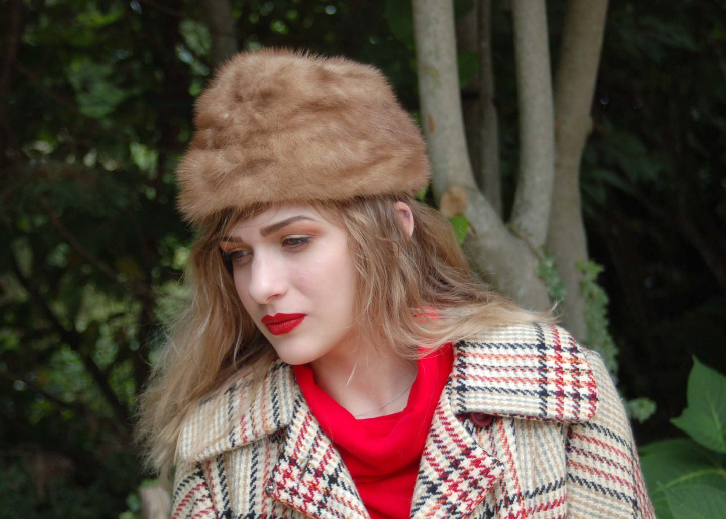 1960s mink hat medium brown blond winter fur hat Miss Alice Montaldo's  Size 21