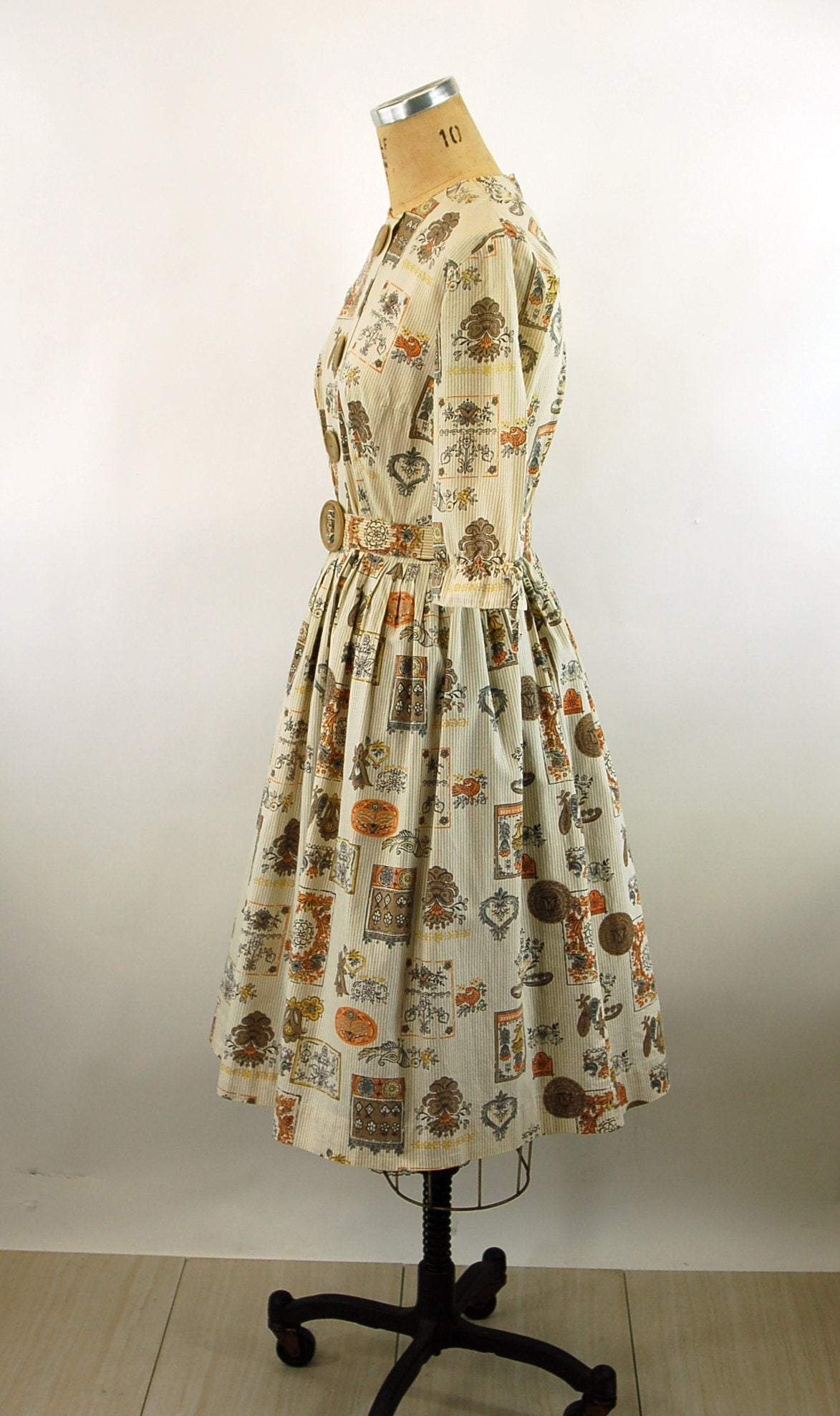1950s 60s day dress cotton novelty shirtdress pleated skirt Size L