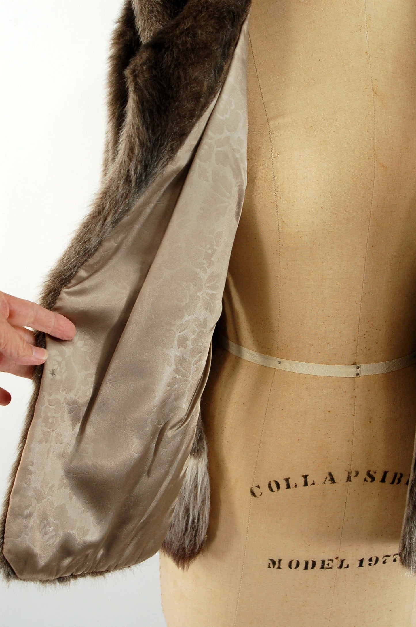 1960s faux fur cape wrap stole brown with contrast ombre' fur by Glenoit VEGAN