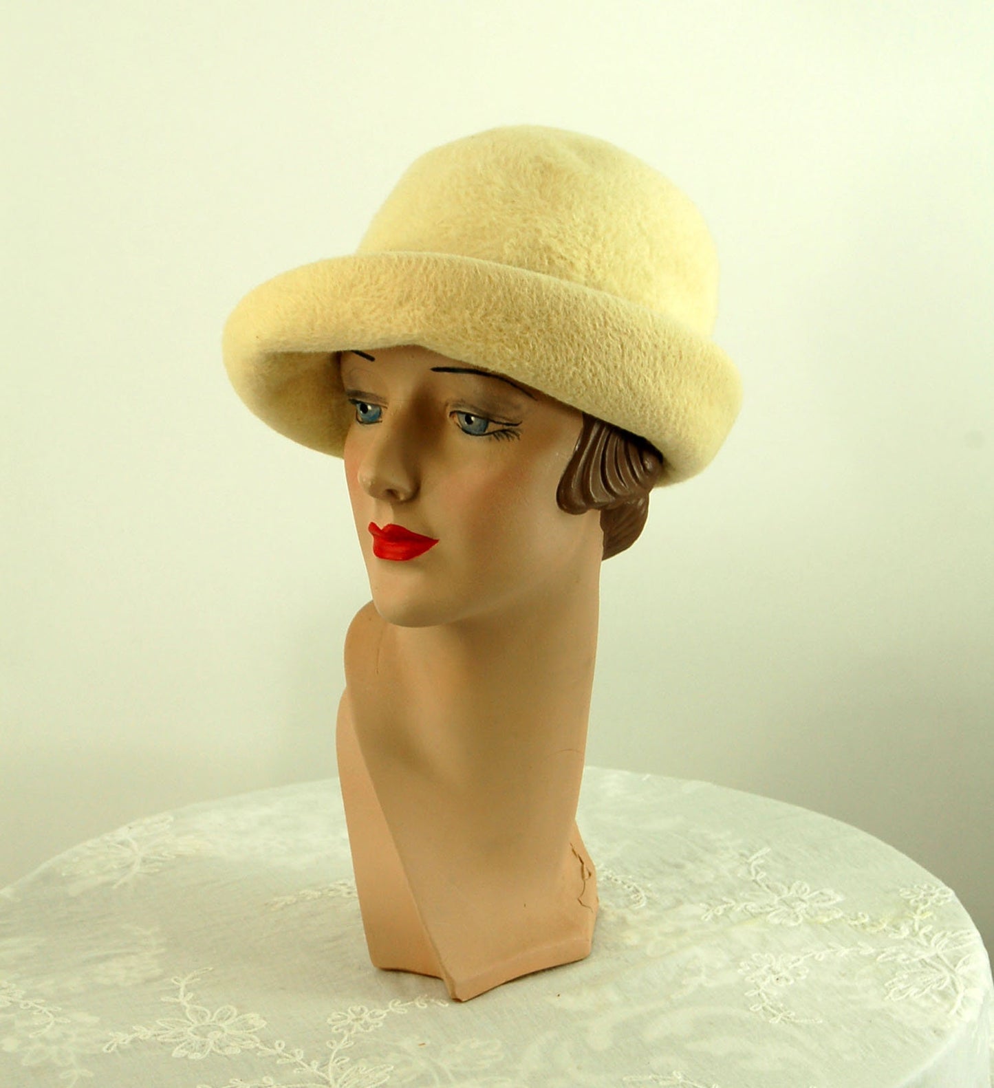 1960s fur felt hat winter white with black band and ribbon Genevieve Original