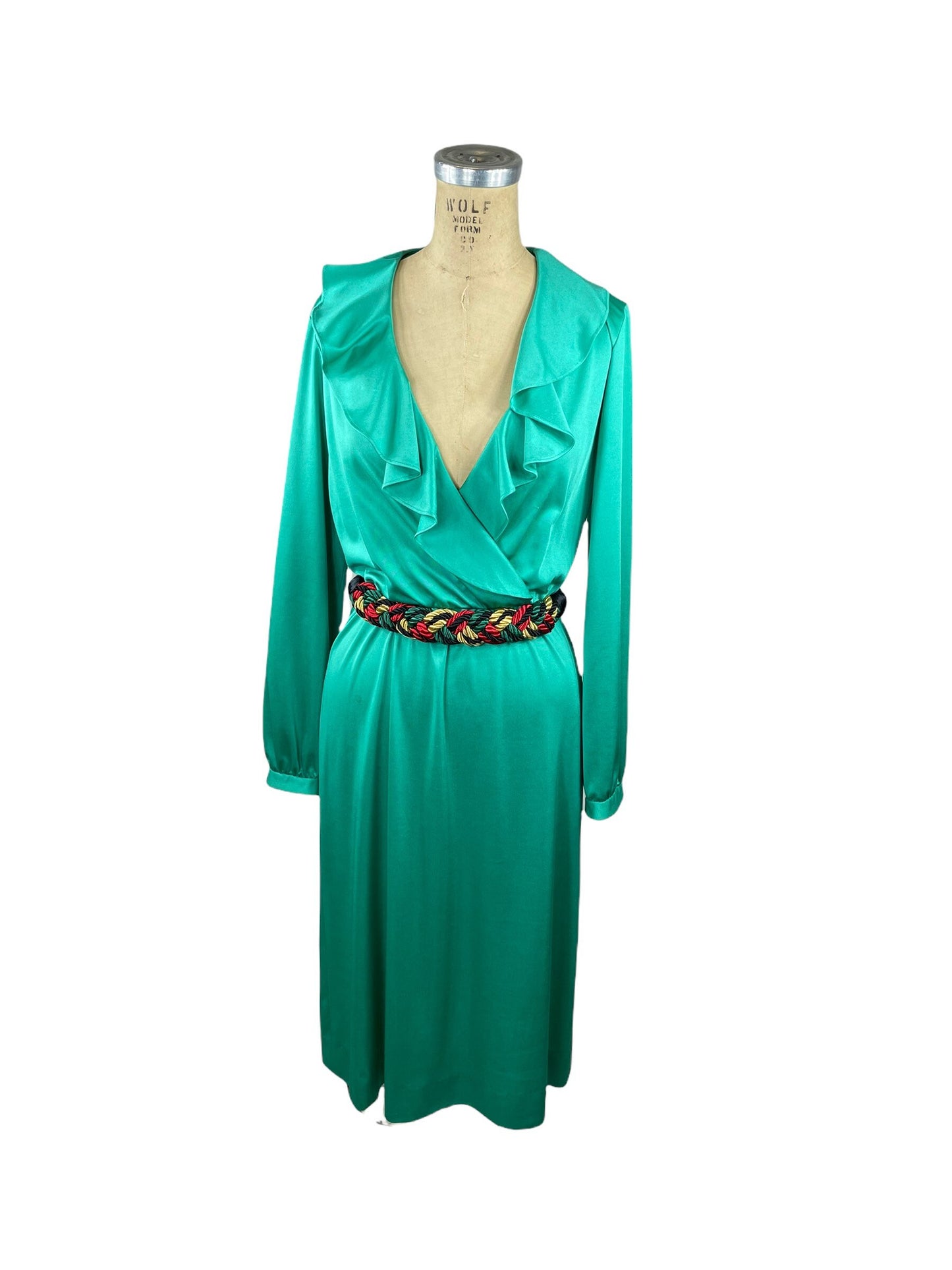 1970s silky green wrap dress with ruffled collar by Young Traditions Size M