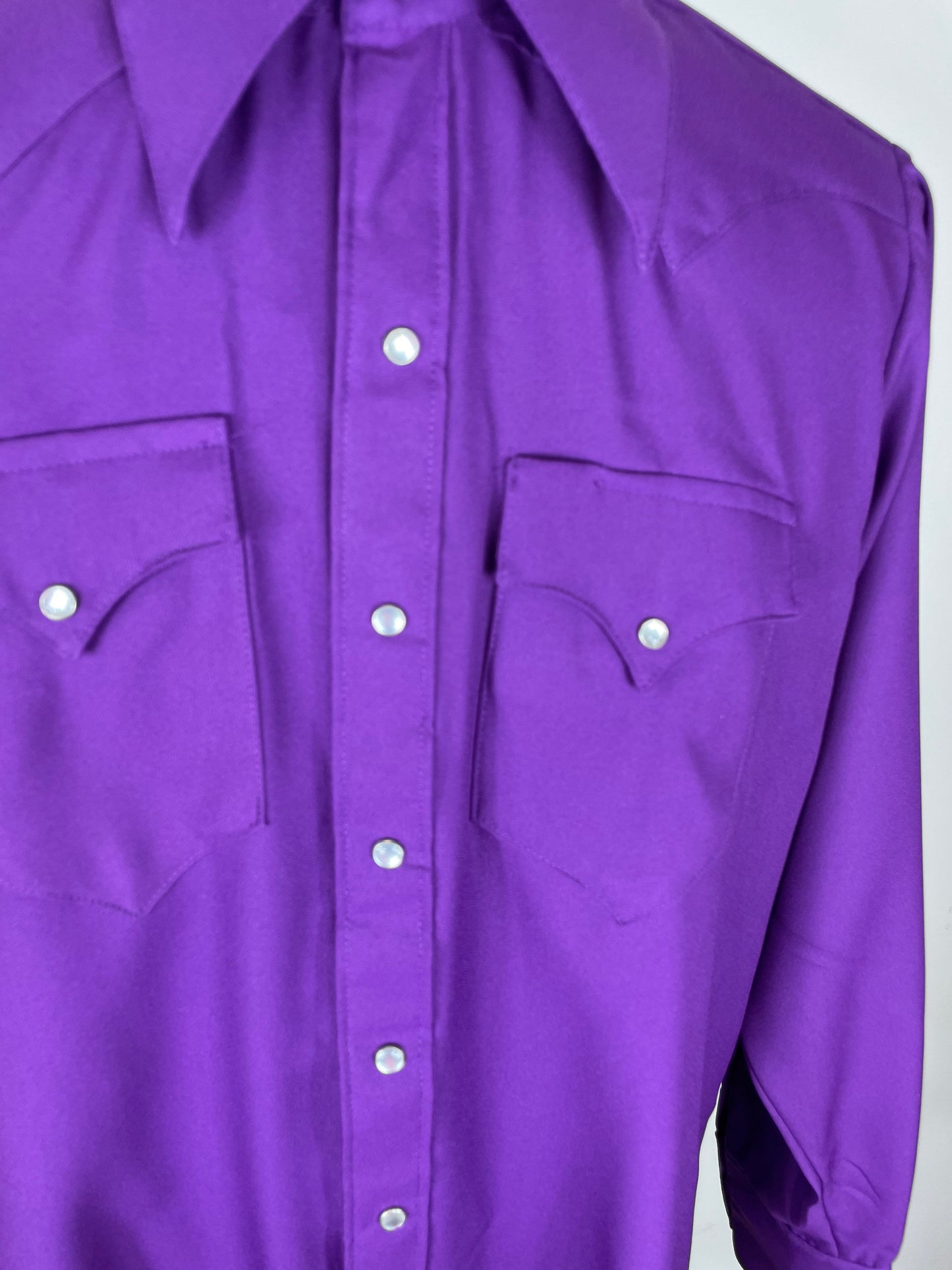 Vintage western shirt purple with pearl snaps by Rockmount Ranchwear Size L/XL