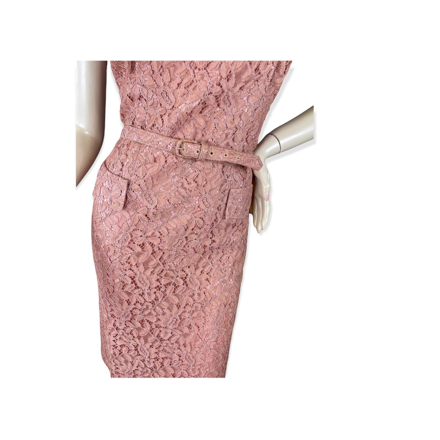 1950s Chantilly lace peplum dress in mauve pink by Joe Richman Size L