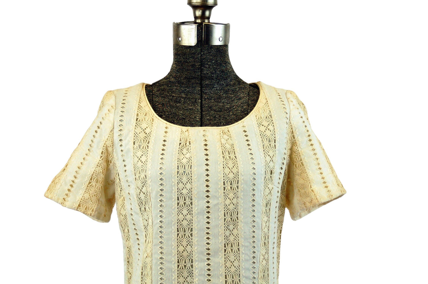 1960s linen dress ivory shift dress with lace inserts embroidery Size S/M