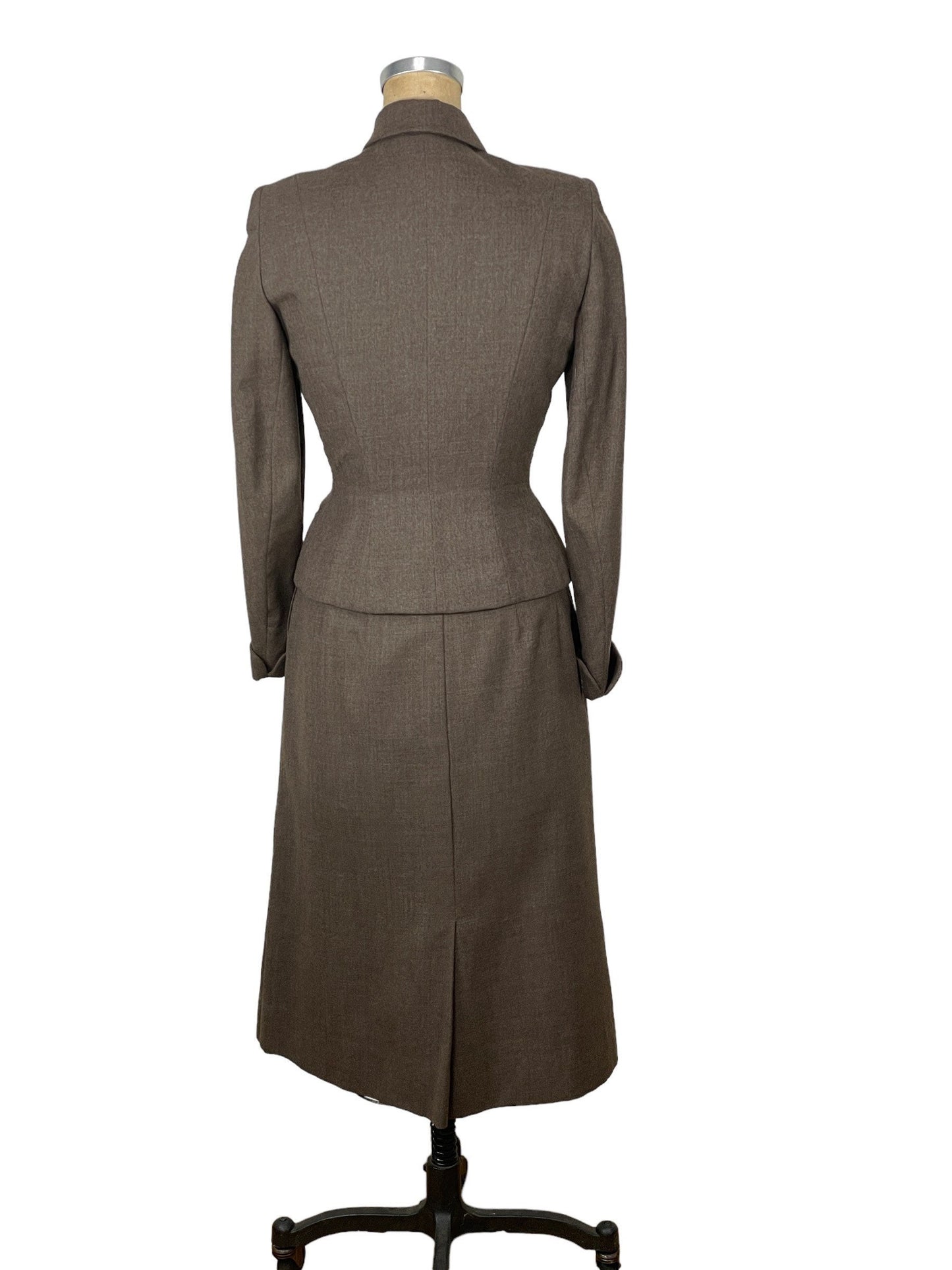 1940s brown wool skirt suit with fitted jacket Size S/M
