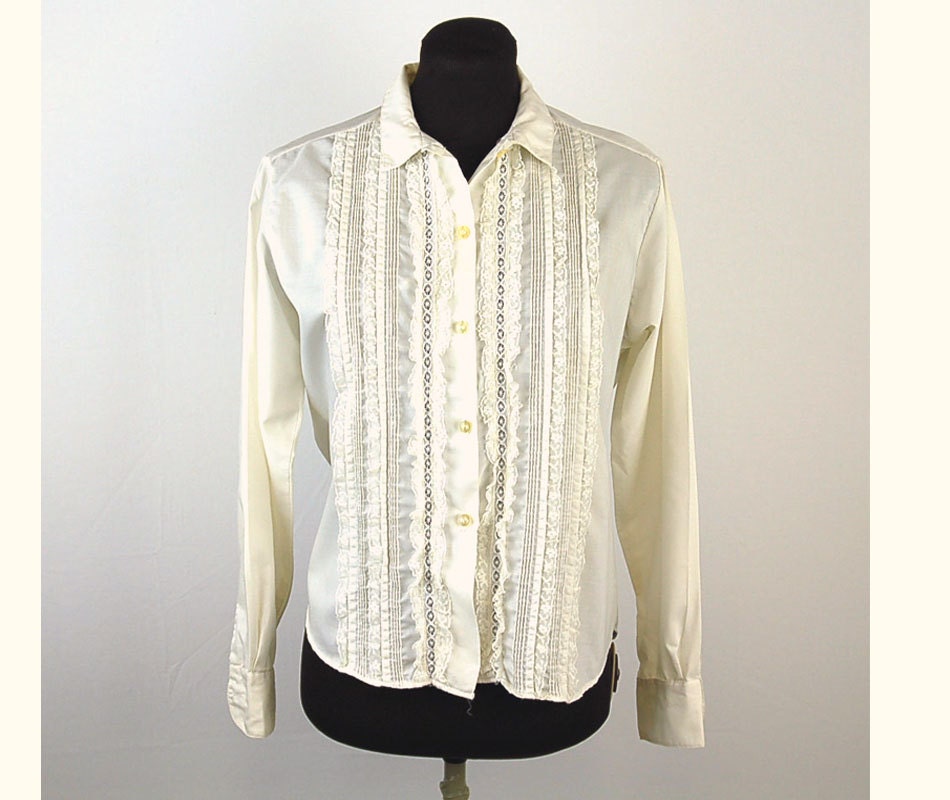 1960s blouse, cream white blouse, lace ruffle front, pintuck pleats, open lace work, Donnkenny, Size M